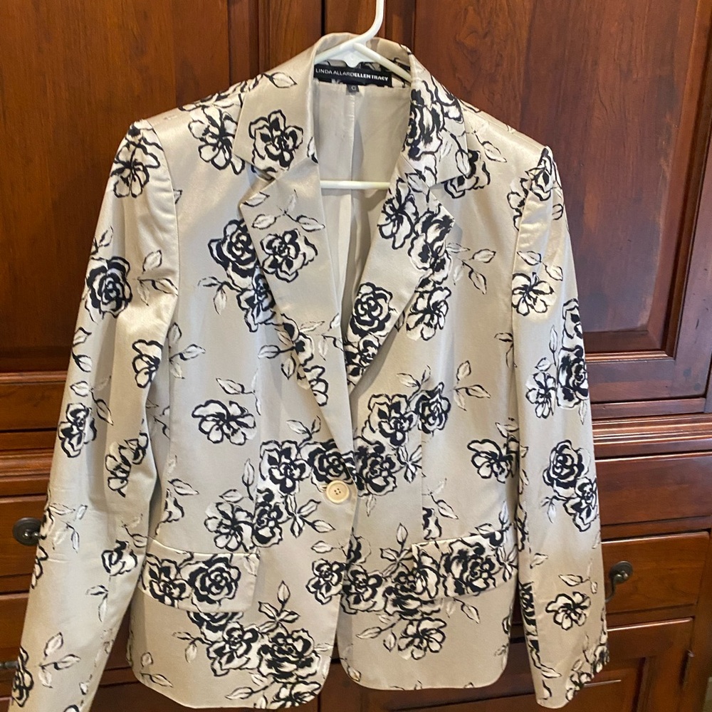 Linda Allard Ellen Tracy Blazer